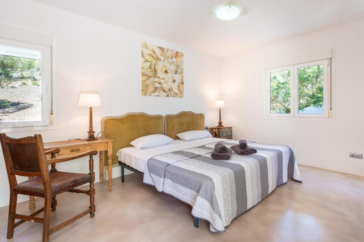 Villa Amarantos Santa Eularia des Riu Ngoại thất bức ảnh